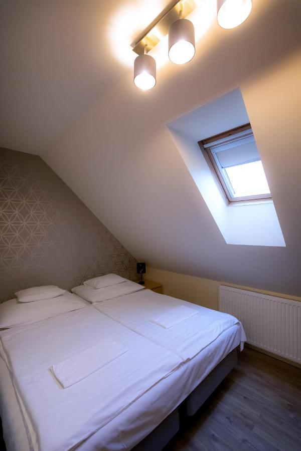 Ozkut Apartmanhaz Olmod Bagian luar foto