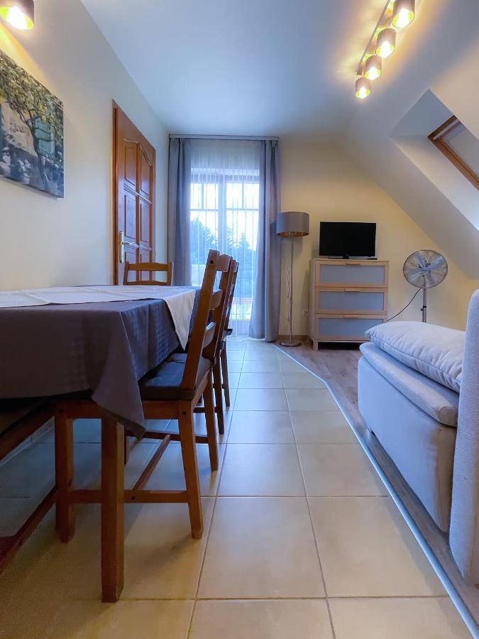 Ozkut Apartmanhaz Olmod Bagian luar foto