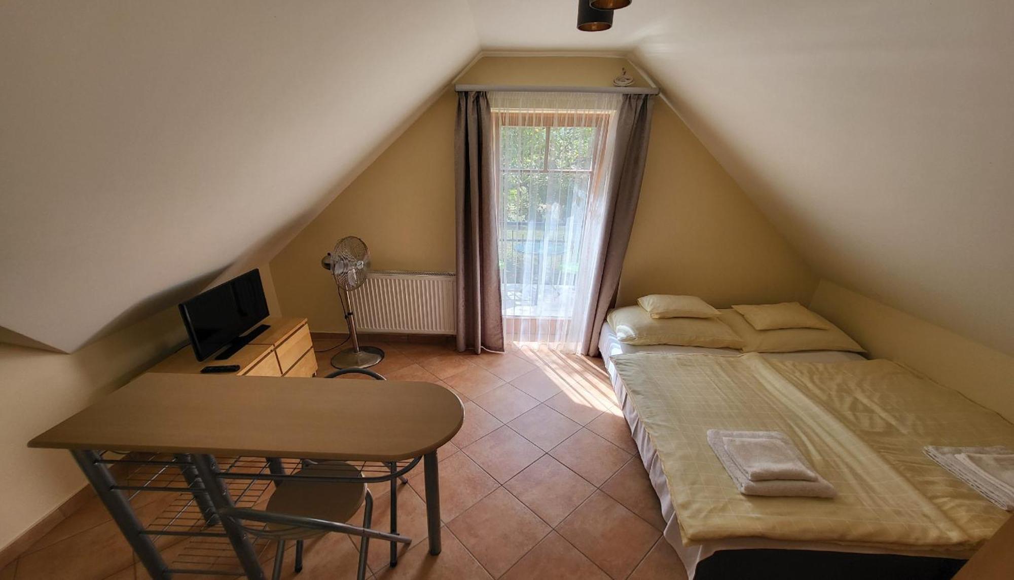 Ozkut Apartmanhaz Olmod Bagian luar foto
